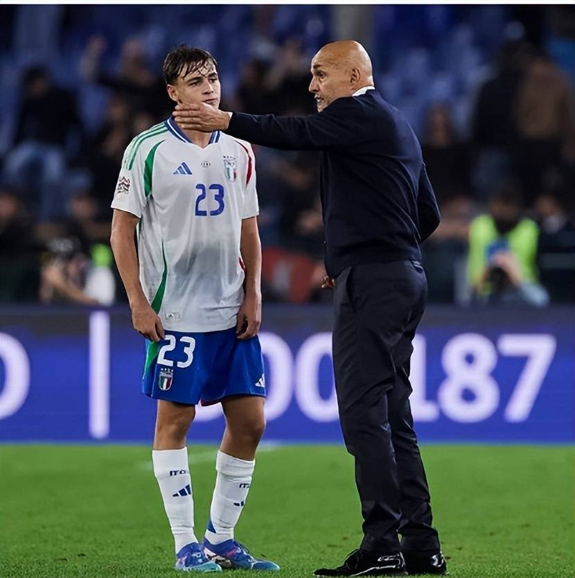 罗马年轻球员崭露头角，助球队夺得胜利