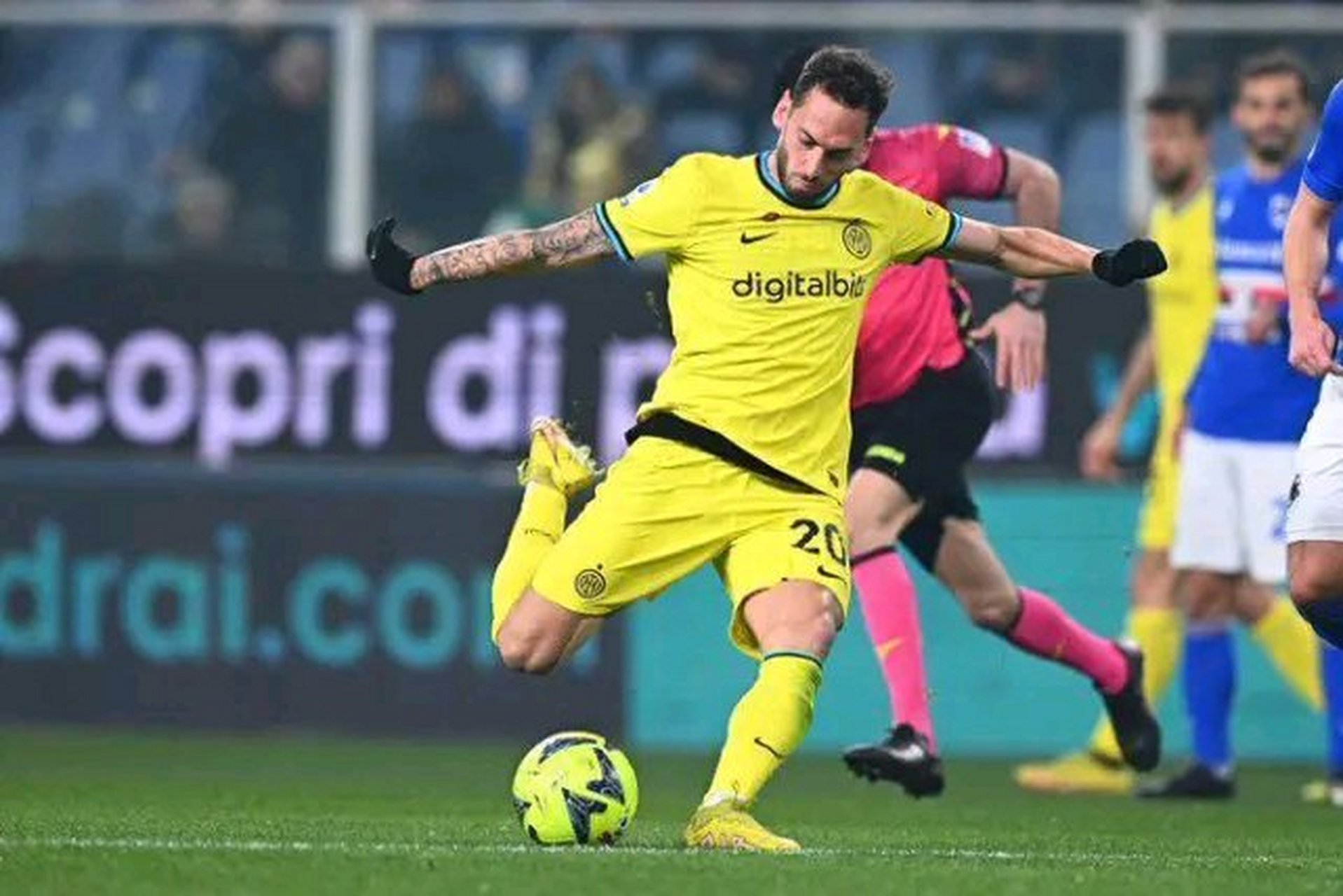 那不勒斯惨败客场，冠军希望渐行渐远的简单介绍