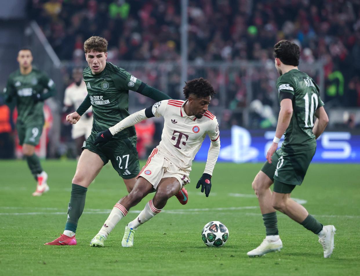 包含拜仁慕尼黑遭遇三轮不胜，淘汰赛形势危在旦夕的词条