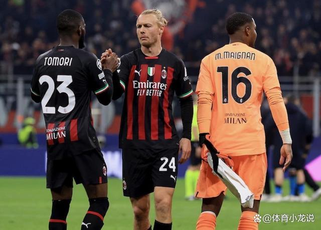 包含皇马遭遇三连败，积分榜排名继续下滑的词条