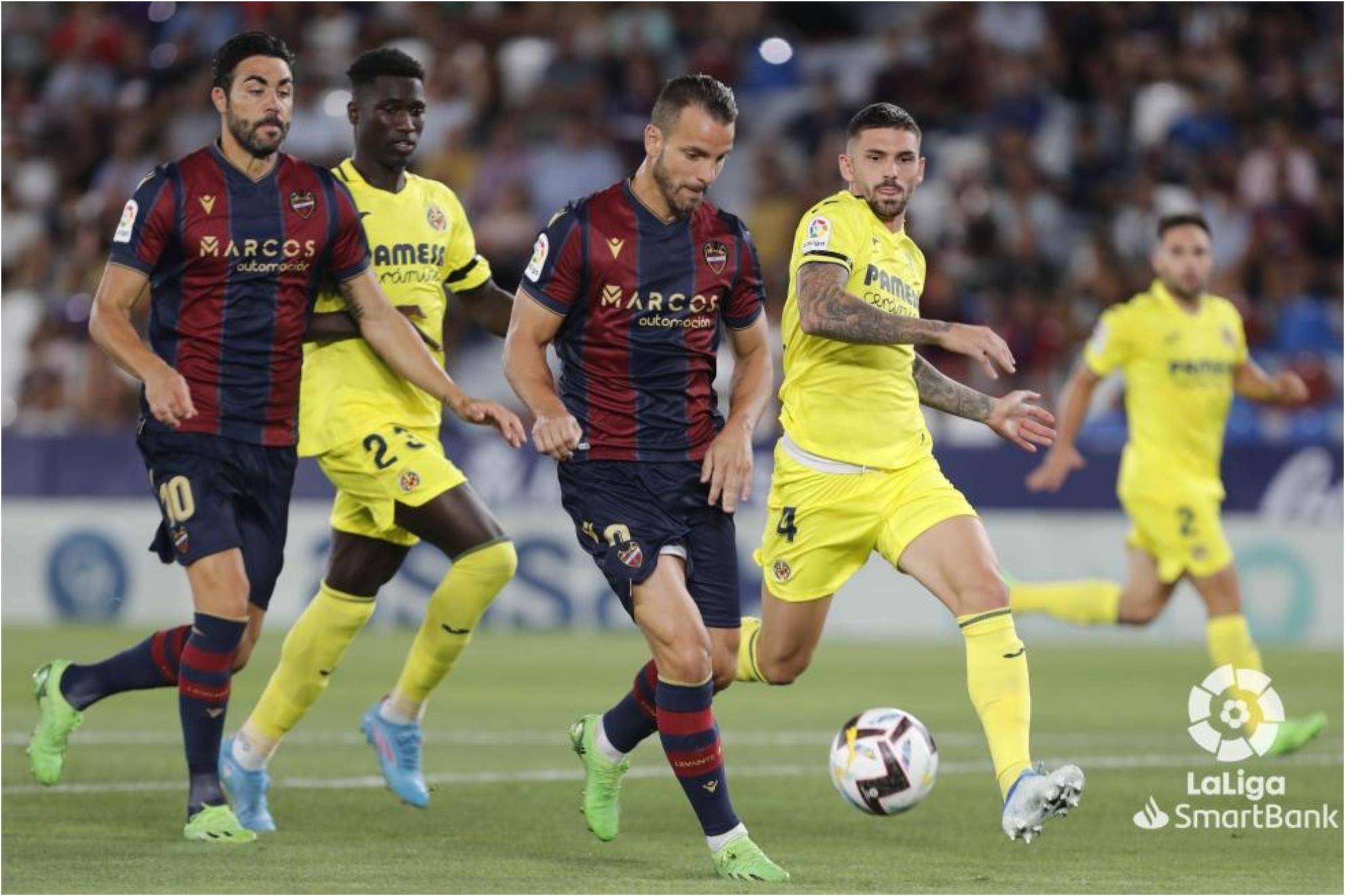 比利亚雷亚尔翻盘反超对手，实力不容小觑