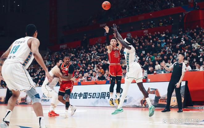 包含挺进半决赛：挪威队实力破敌战胜日本队的词条