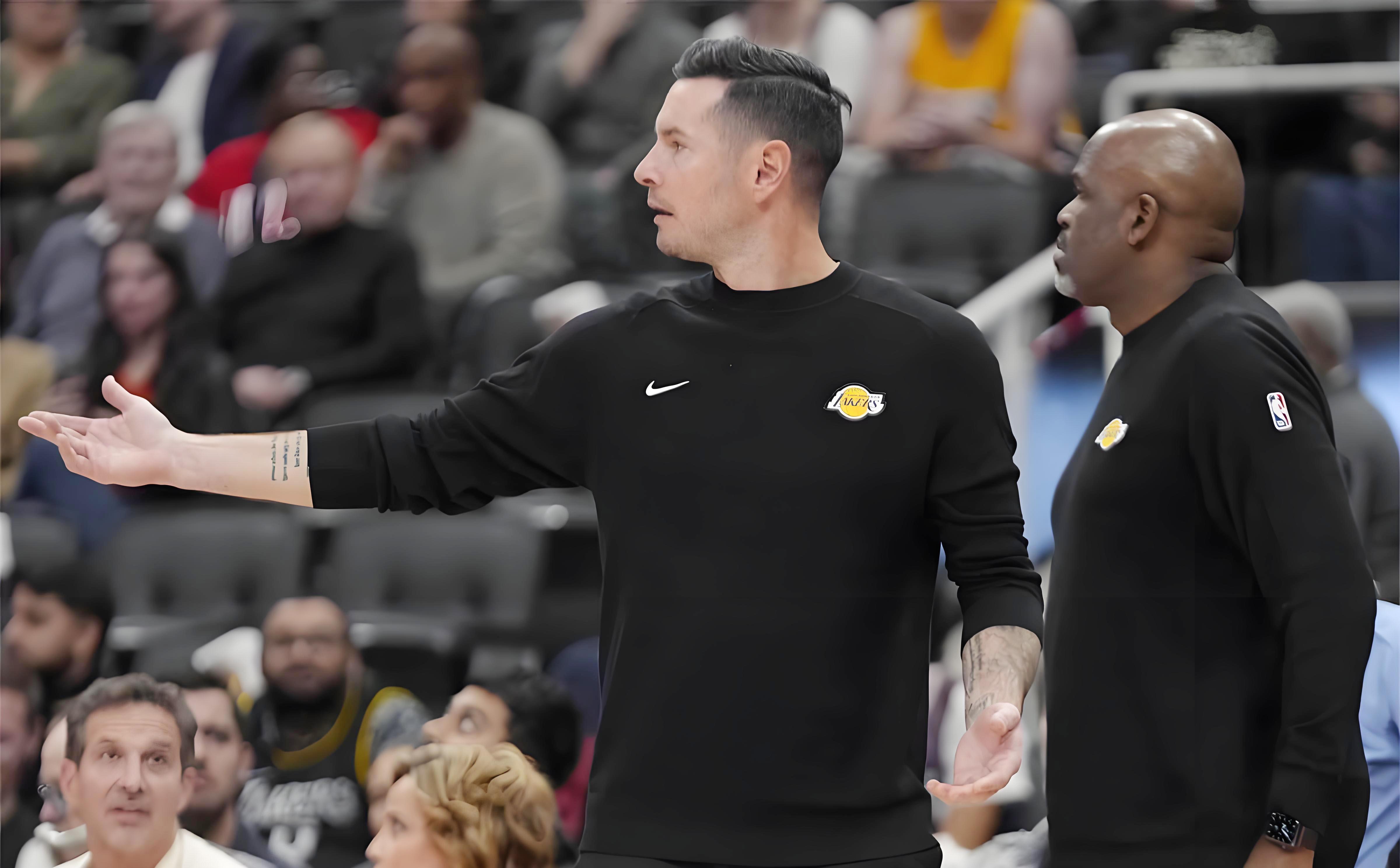 包含雄鹿主场大胜灰熊，浓眉分独自撑起湖人的词条