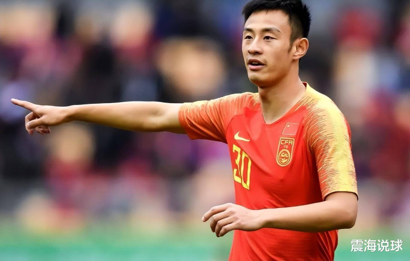 亚泰大胜鲁能，士气如虹豪情满怀的简单介绍