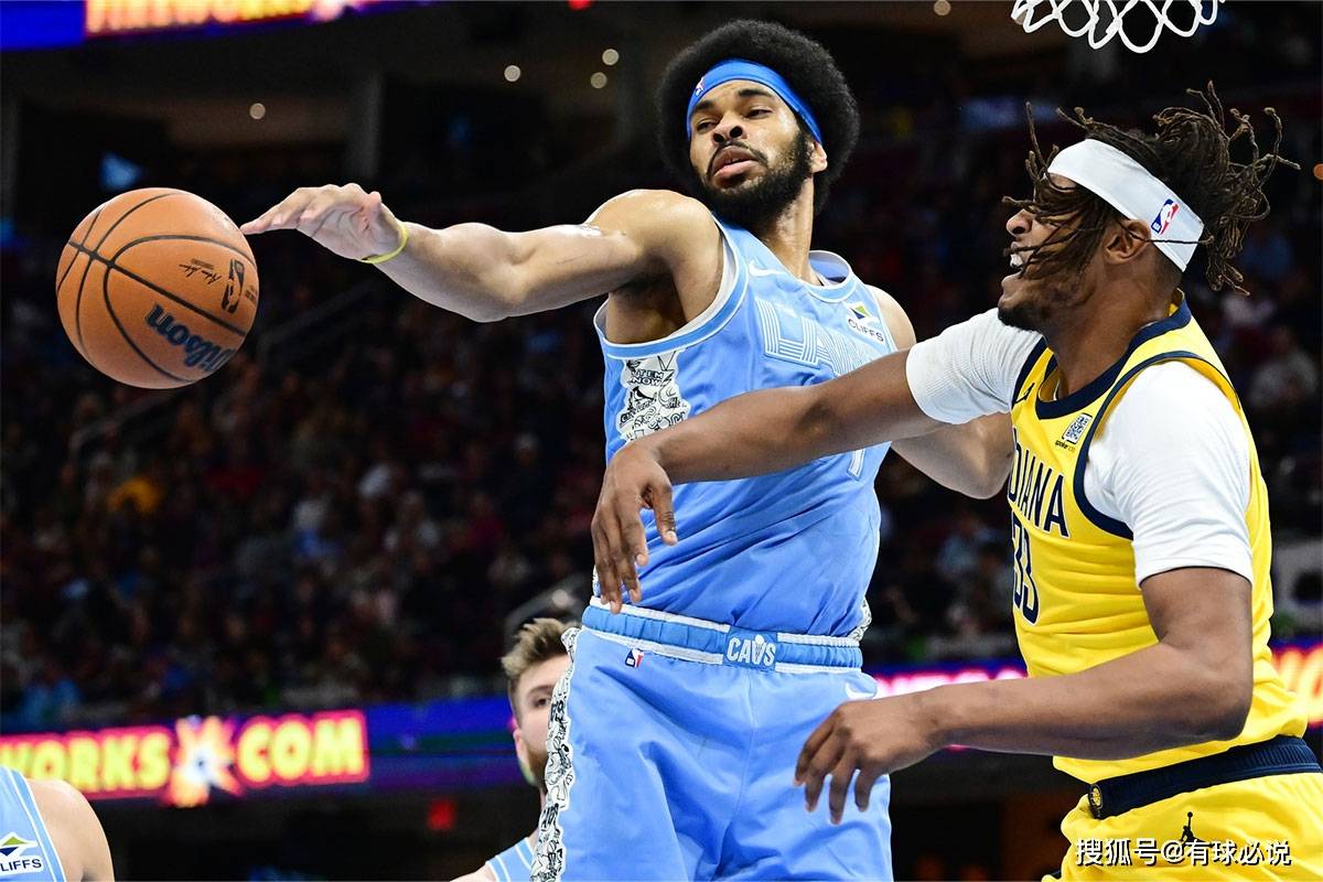 步行者队备战加练提高球队综合实力