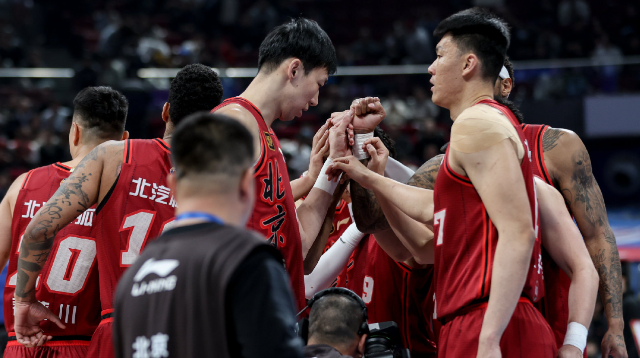 包含北京首钢强势反弹，双外援携手砍下高分的词条