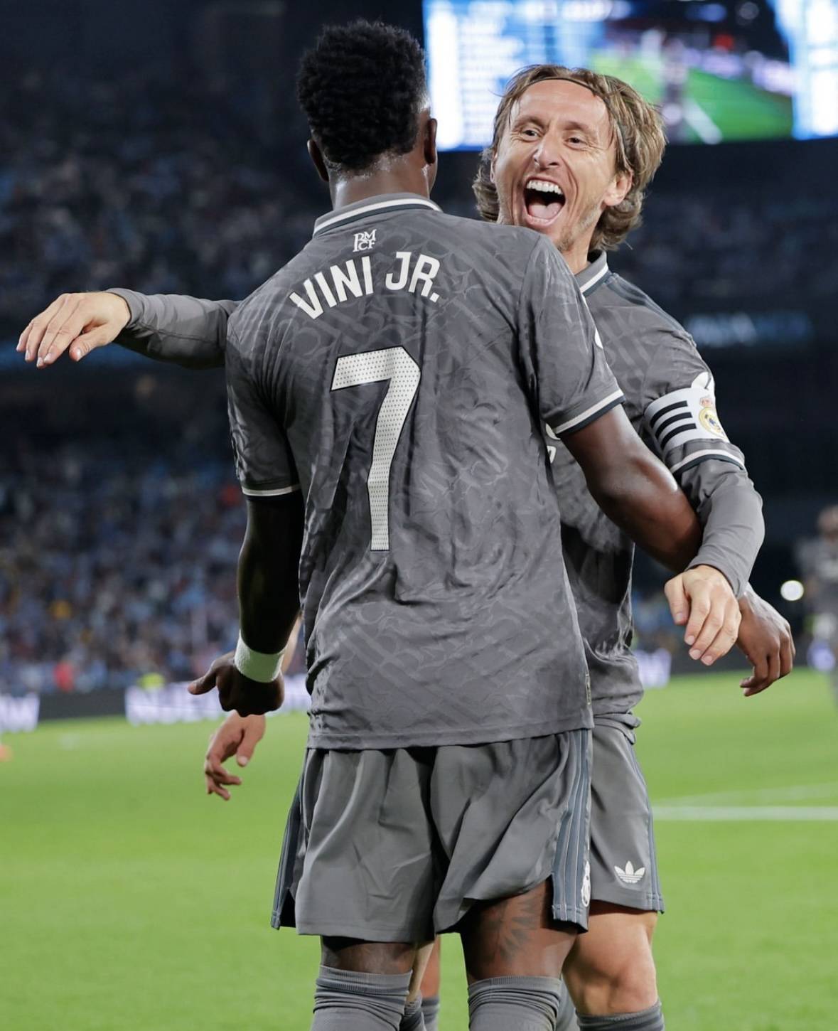 皇马锋线进攻效率高，大胜对手成功晋级的简单介绍