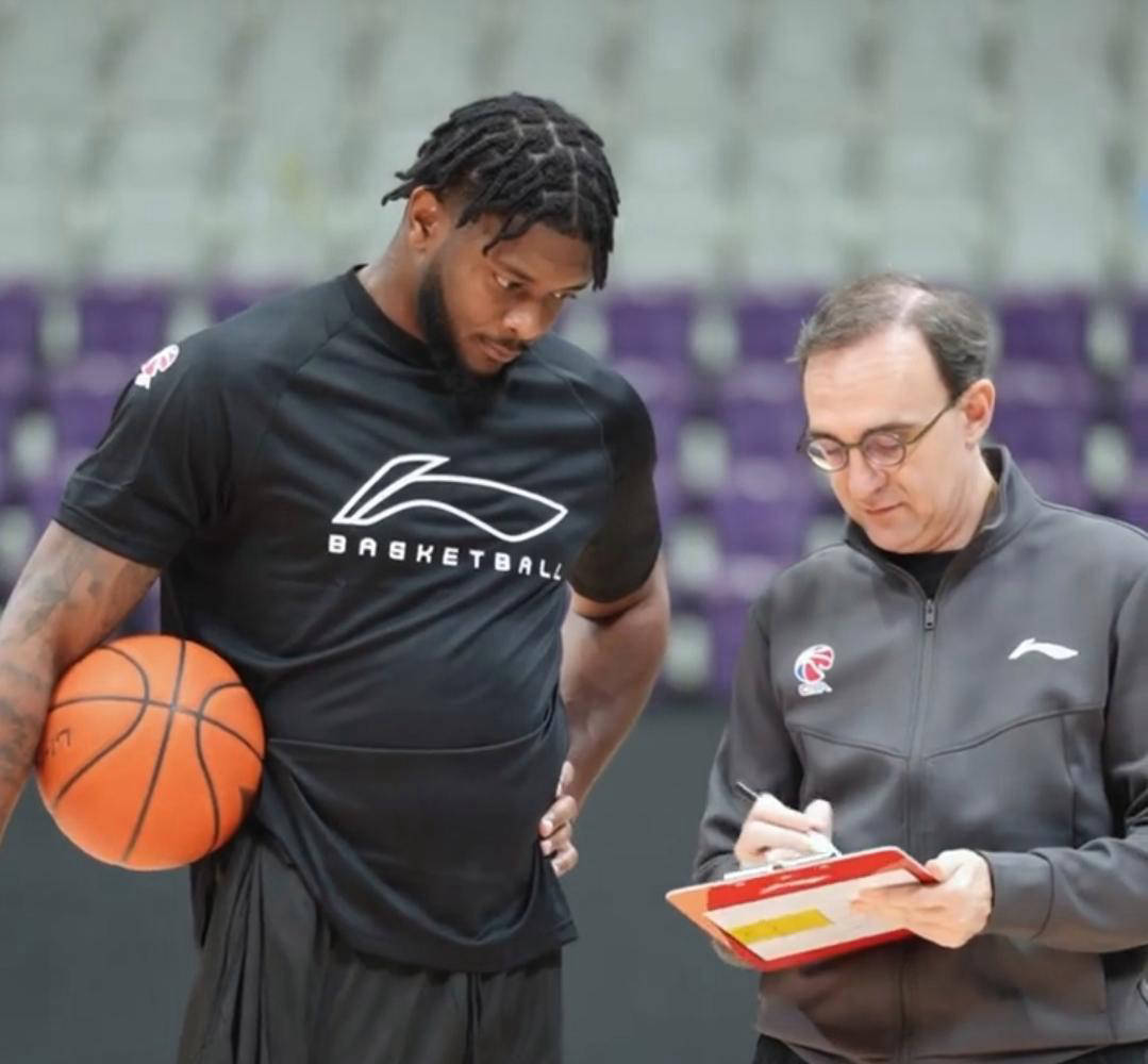 网队新星表现出色，球队雄心勃勃季后赛雄风高照的简单介绍