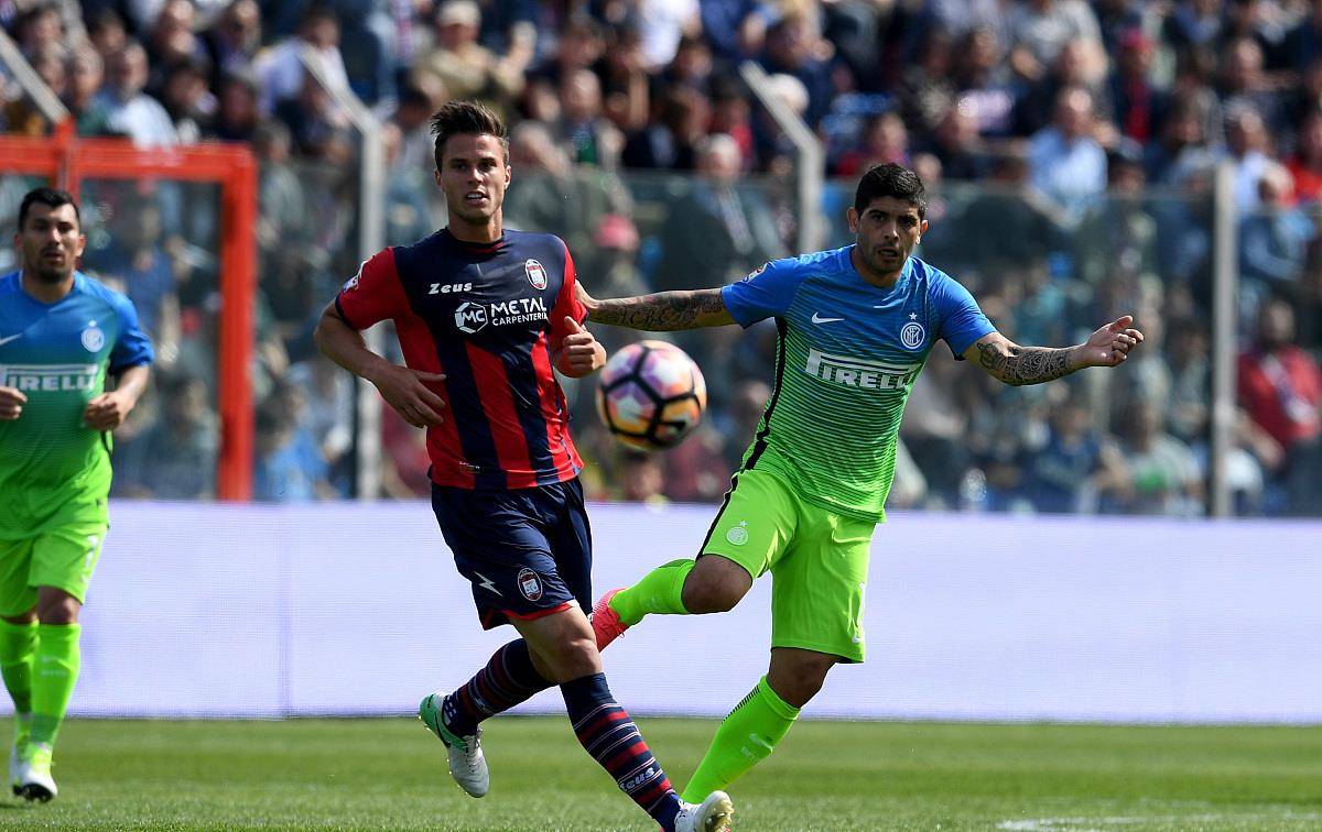 美洲联赛季后赛战况激烈，强队逐渐显现