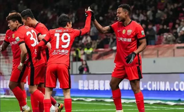 关于强强对话一触即发，球队备战激情冲击前列的信息