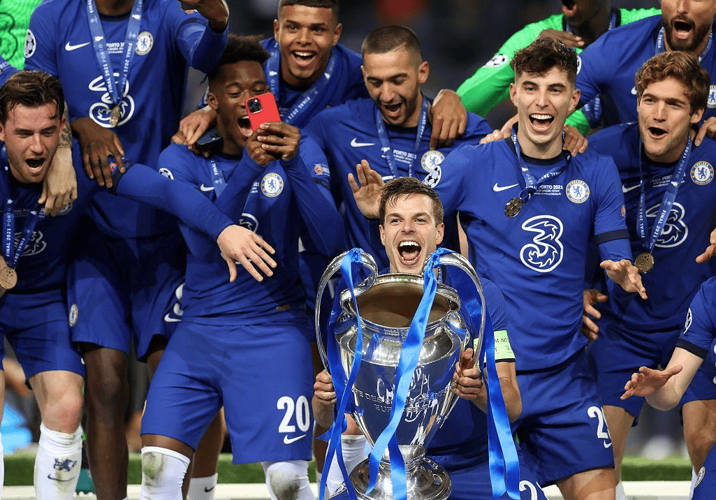 国际米兰抢夺联赛榜首，表现强势