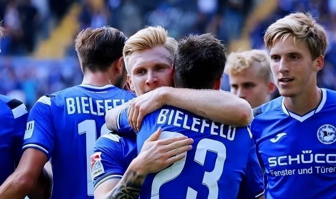 开云体育下载-汇丰主场逼平对手，保持不败