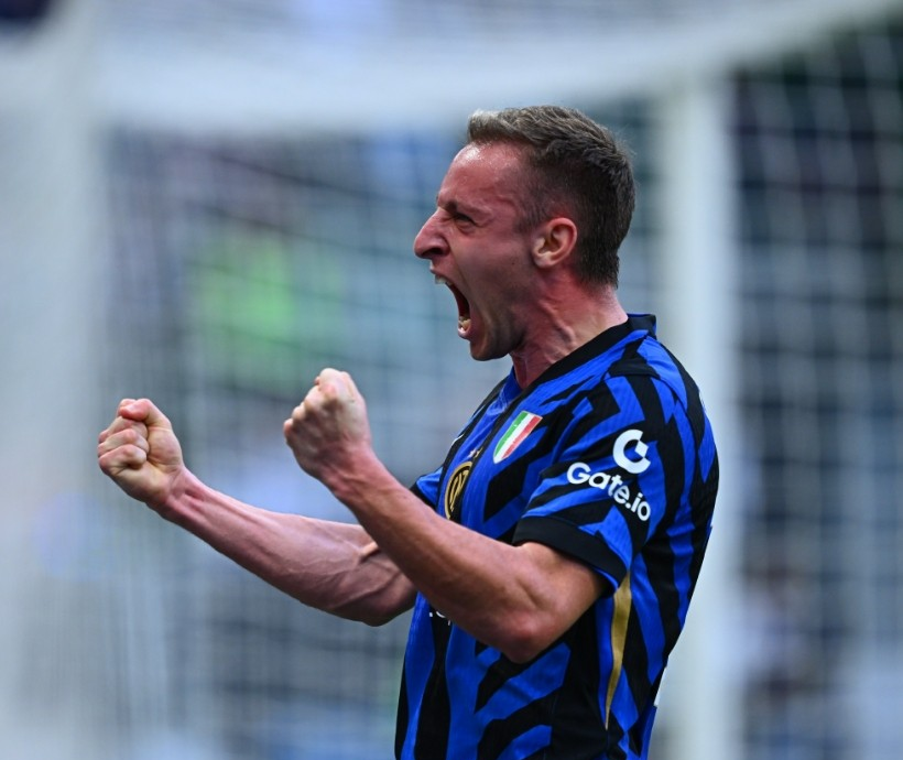 名将在足球比赛中力挽狂澜！