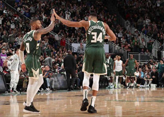 雄鹿战胜马刺，继续不败之作