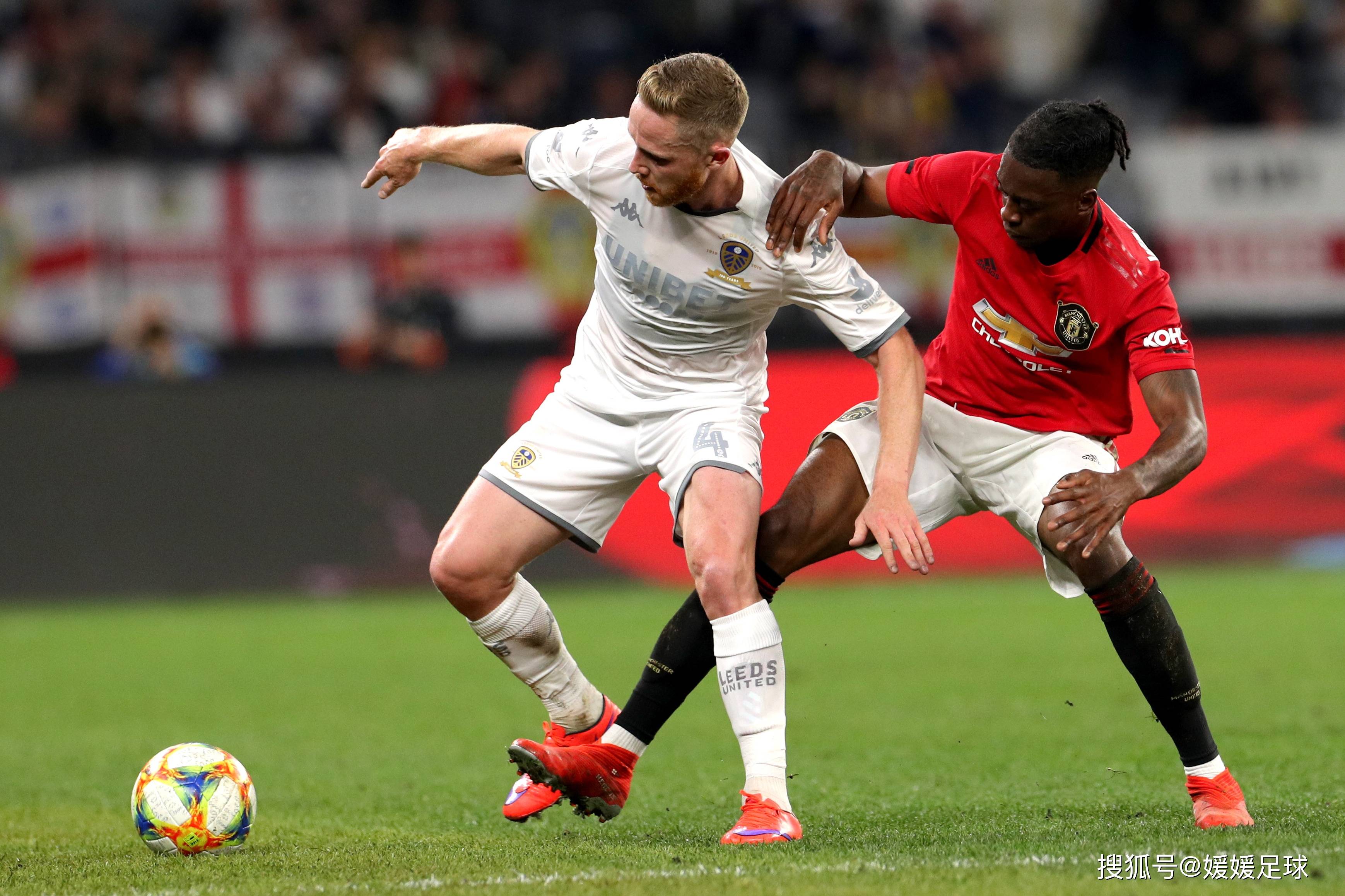 曼联客场击败狼队，稳居英超积分榜前列