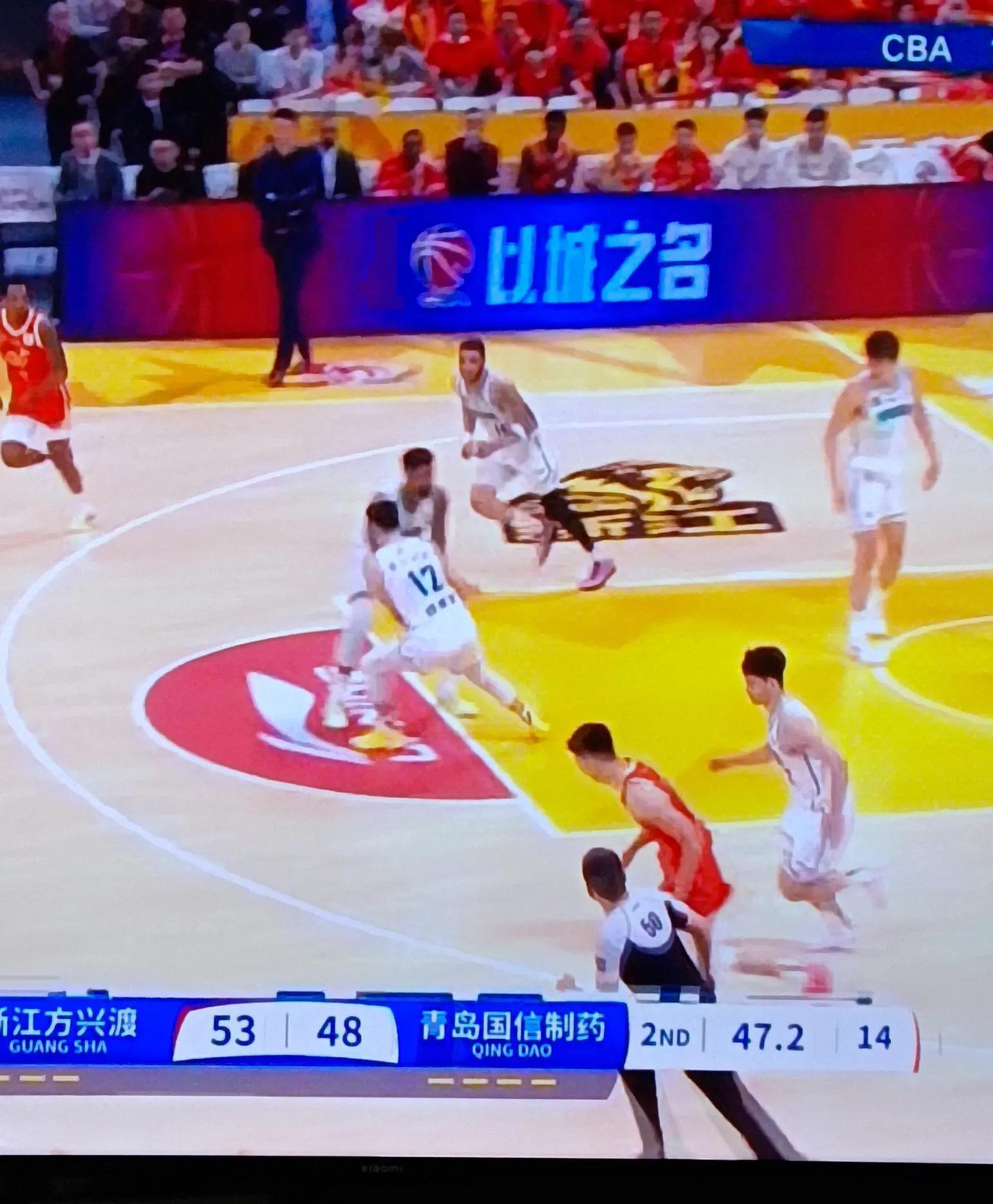 广厦男篮连胜，赢得对阵福建队的胜利