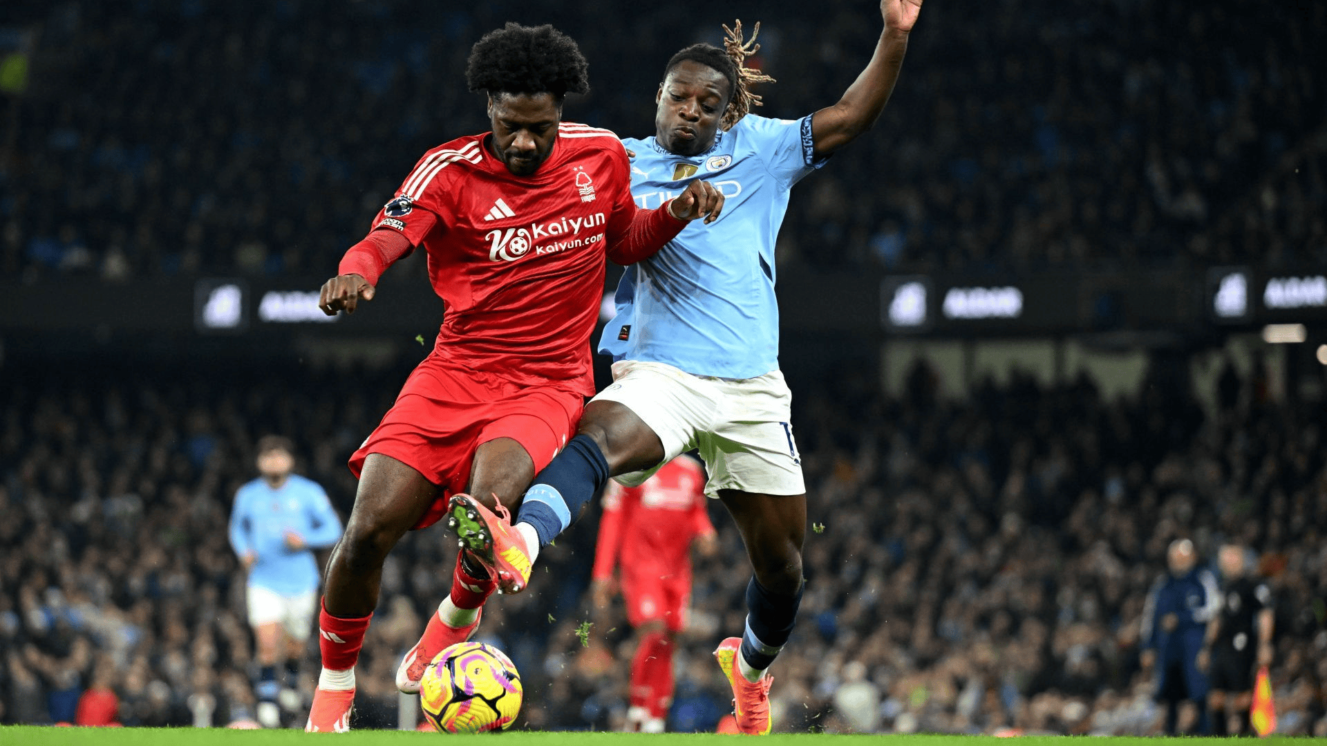 包含切尔西客场对阵曼城，双方实力均衡引人期待的词条