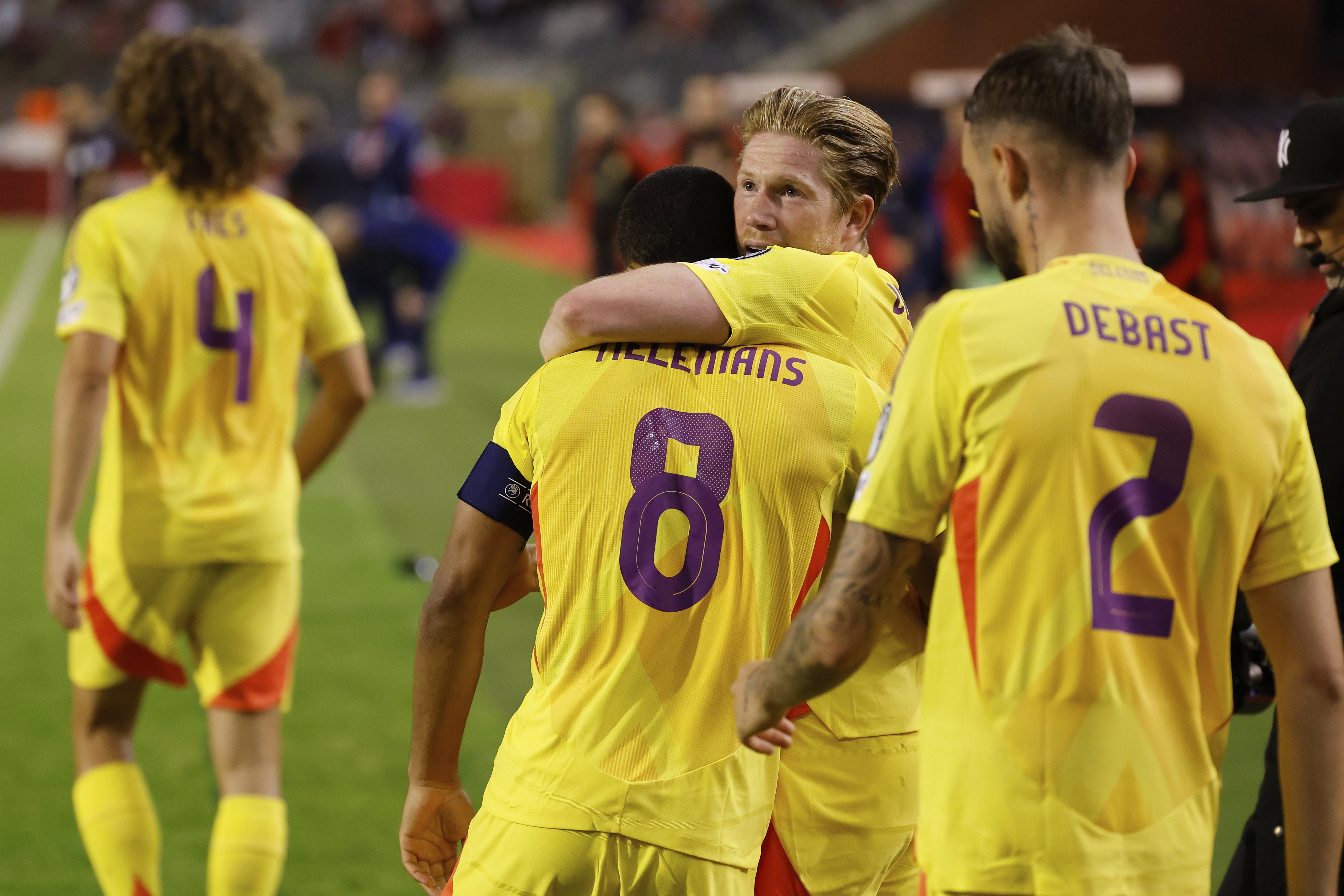 比利时在对阵爱尔兰时表现出色，赢得比赛