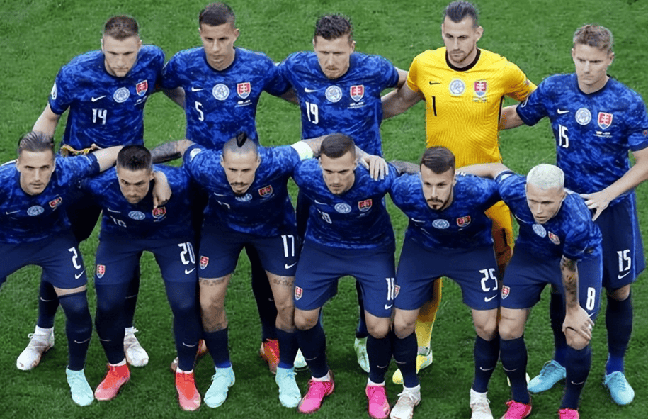 比利时在对阵爱尔兰时表现出色，赢得比赛