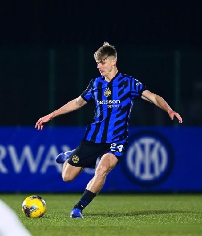 国际米兰客场征服撒索洛，保持不败的简单介绍