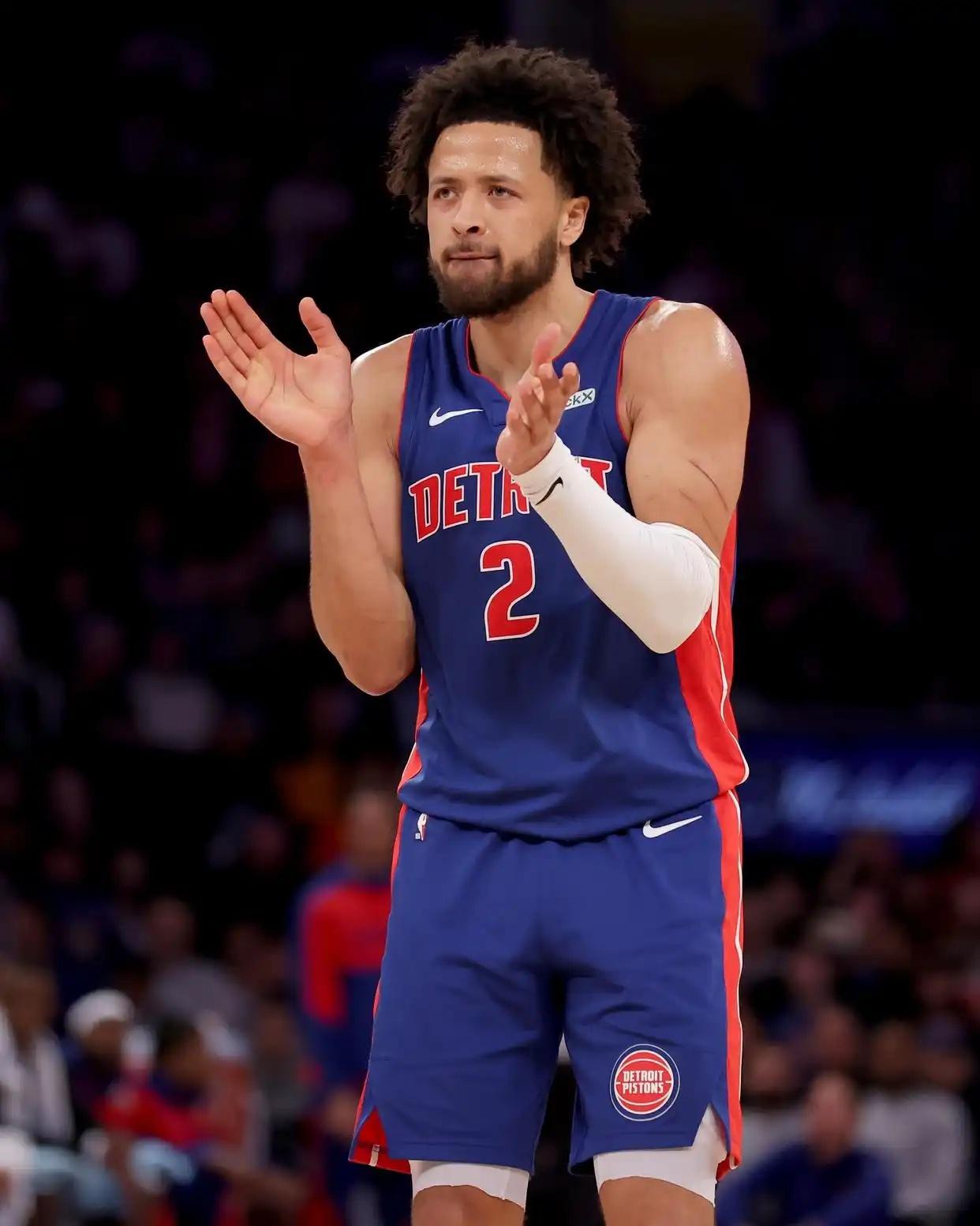 活塞队引援成功，伍兹倒桃李领先进攻