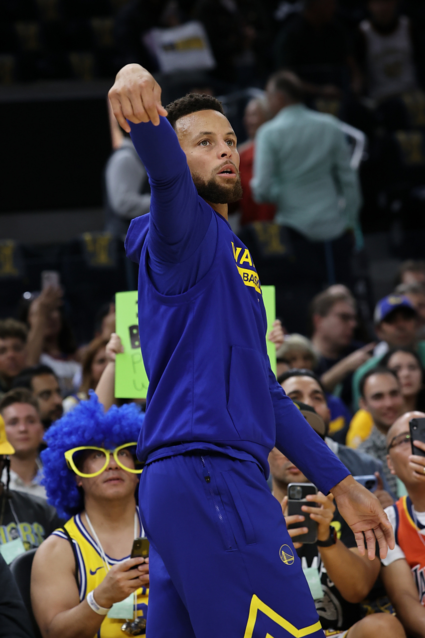 勇士客场扳回一城，打出精彩战绩