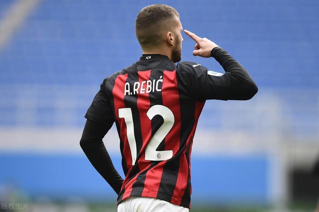 雷霆惊险胜勇士，保持不败势头