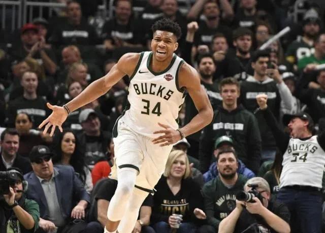 雄鹿险胜黄蜂，字母哥发挥关键作用