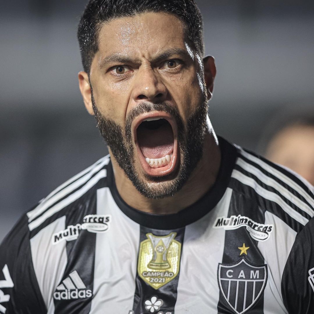 烏斯塔隊球員全力以赴，为球队取得胜利贡獻力量