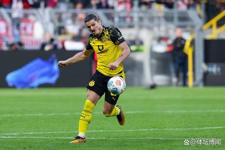 开云体育中国-多特蒙德横扫拜仁，马夏尔送出助攻