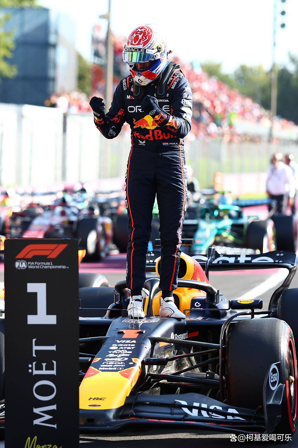 包含索伯车队翻盘法拉利，维斯塔潘高光表现的词条